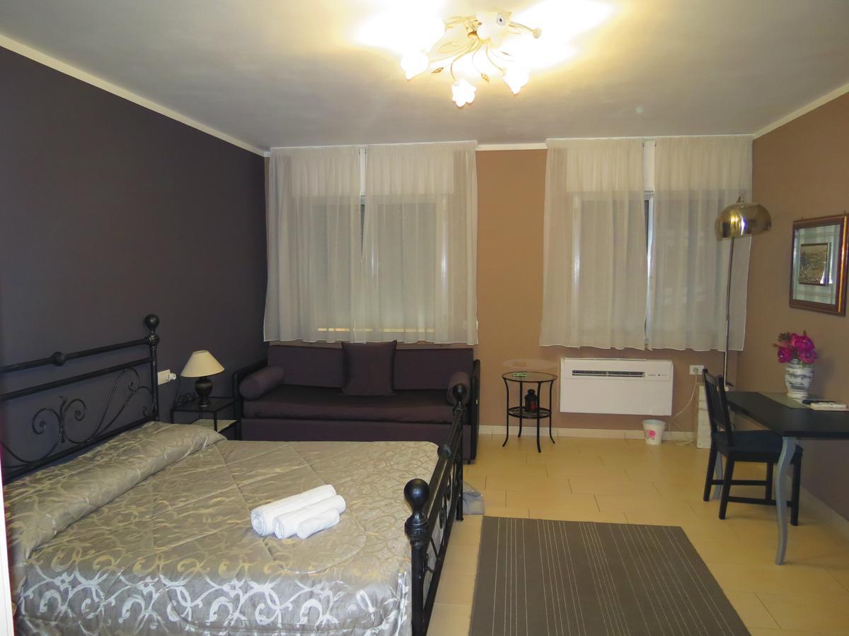 Artisti Rooms Равенна Екстер'єр фото